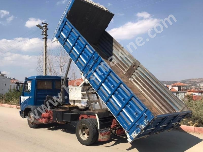 İVECO 85-12 6 İLERİ - 6 LASTİK SIFIR HAVALI FREN  UZUN ŞASİ  İLAVELERİ VARDIR.  ARACIMIZ DİRİ OLUP MOTORU SORUNSUZD
