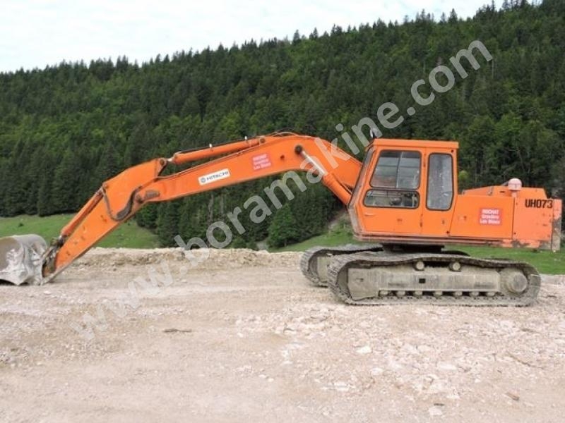 Hitachi UH073 Paletli ekskavatörler Motor ISUZU orijinal renk Üretim ülkesi Japonya Aksesuarlar Standart