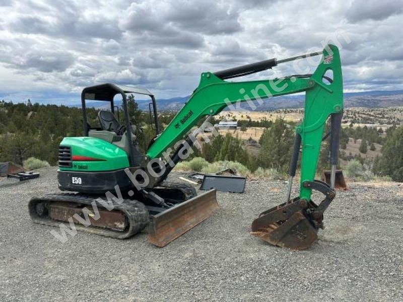 bobcat E50 paletli ekskavatör  temiz
